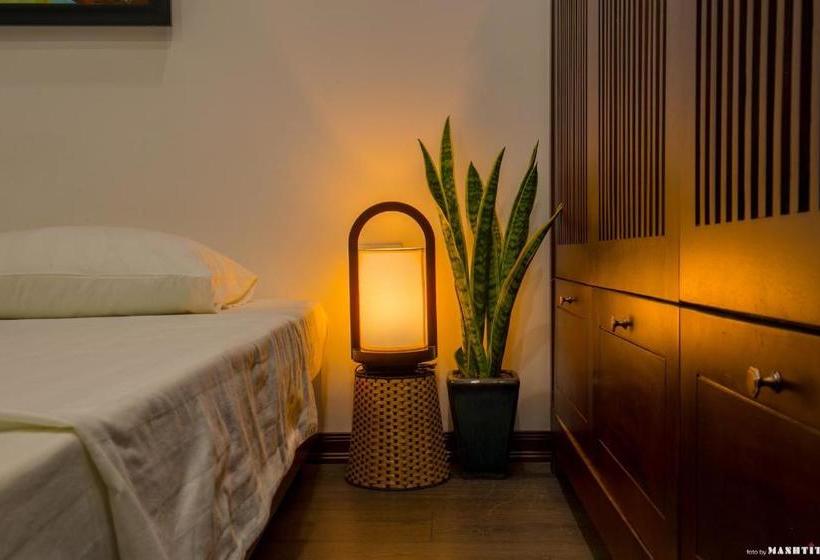 پانسیون Annie S Old Quarter