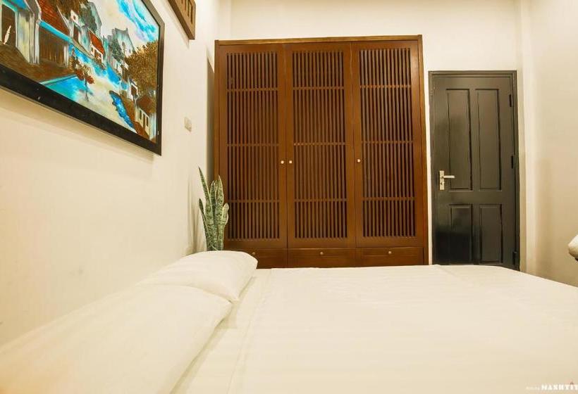 پانسیون Annie S Old Quarter