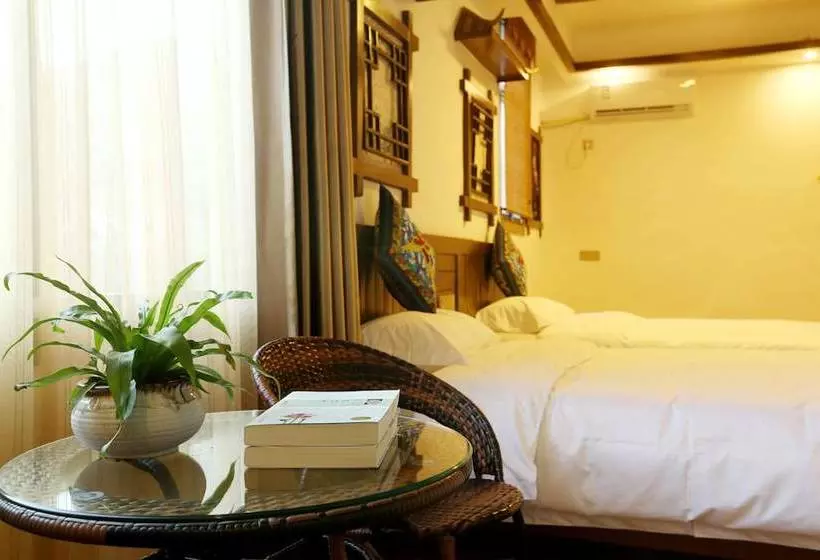 پانسیون Memory Of Xiangxi Humanities Theme Inn