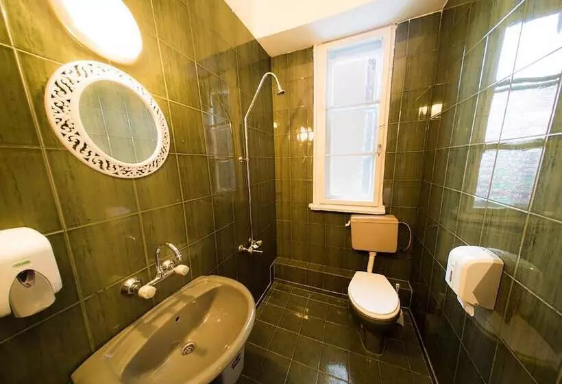 Pensione Serdika Rooms