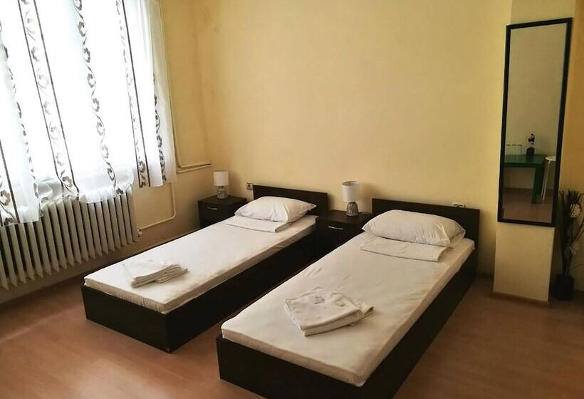 Pensjonat Serdika Rooms