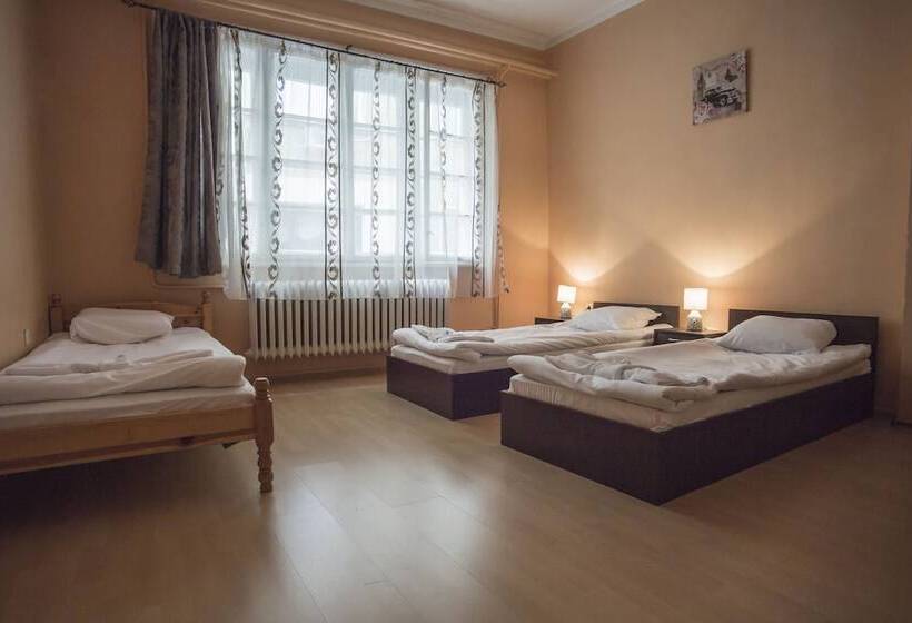 Pensjonat Serdika Rooms