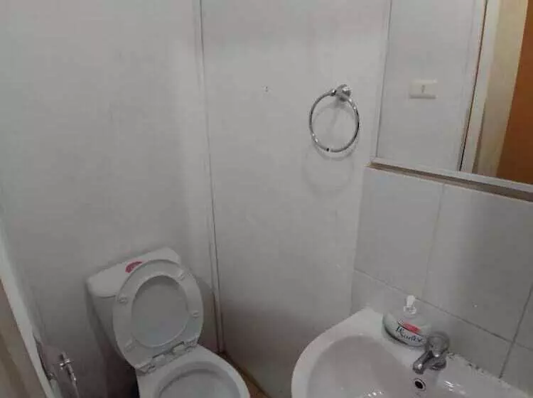 Hostal La Casona   Hostel