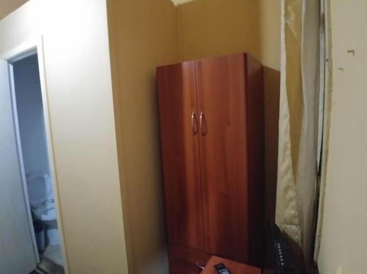 Hostal La Casona Hostel