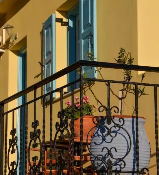 Hotelli Dina   ξενοδοχείο ντινα