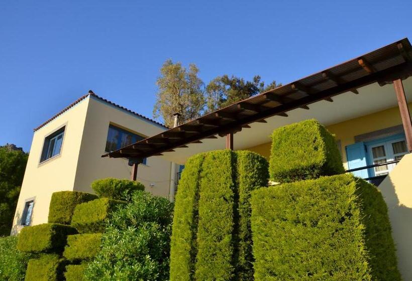 Hotel Dina   ξενοδοχείο ντινα