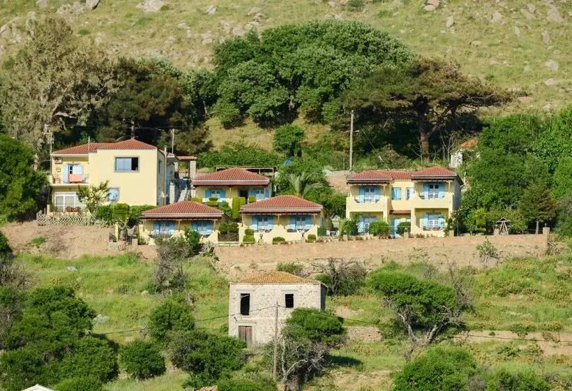 Hotelli Dina   ξενοδοχείο ντινα