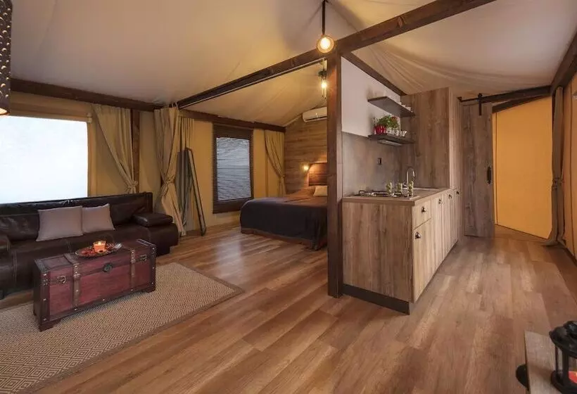 ホテル Mediteran Kamp Glamping Tents In Camping Phalaris