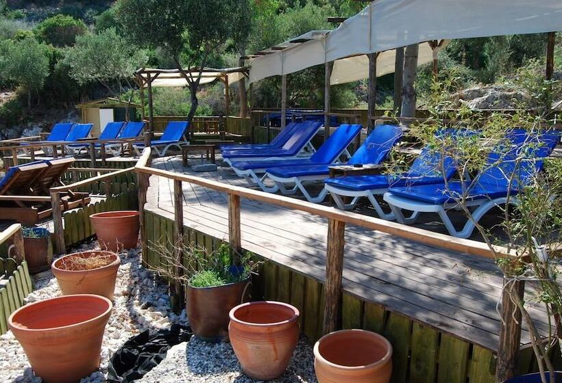 Hotel Nuri's Beach Bungalow