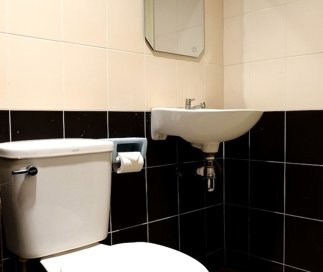 酒店 The Hill Resort