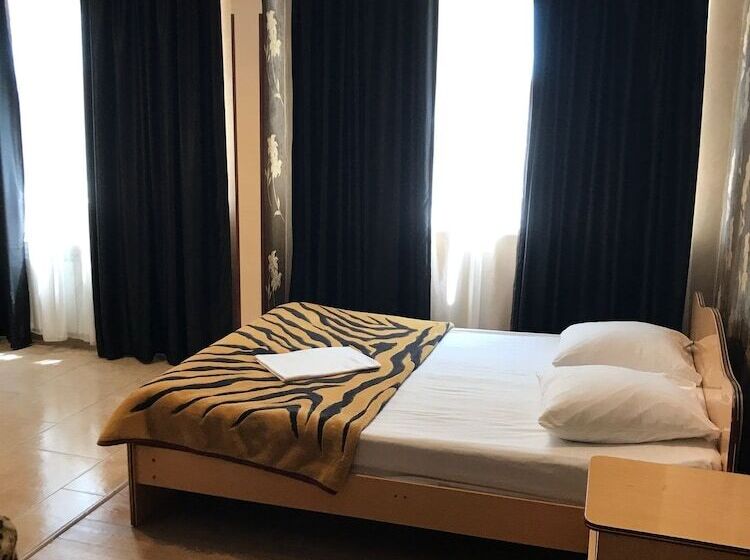 بنسيون Elena Guest House