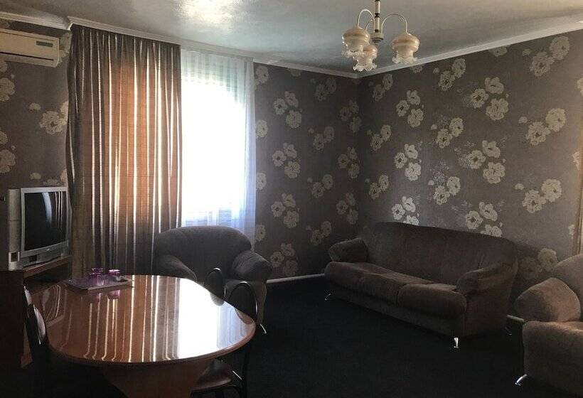 بنسيون Elena Guest House