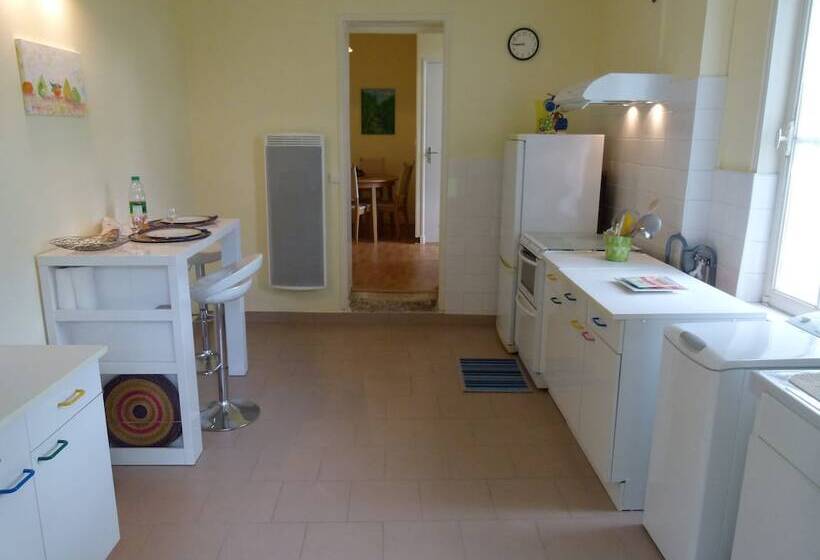 بنسيون Le Grand Saintmarc