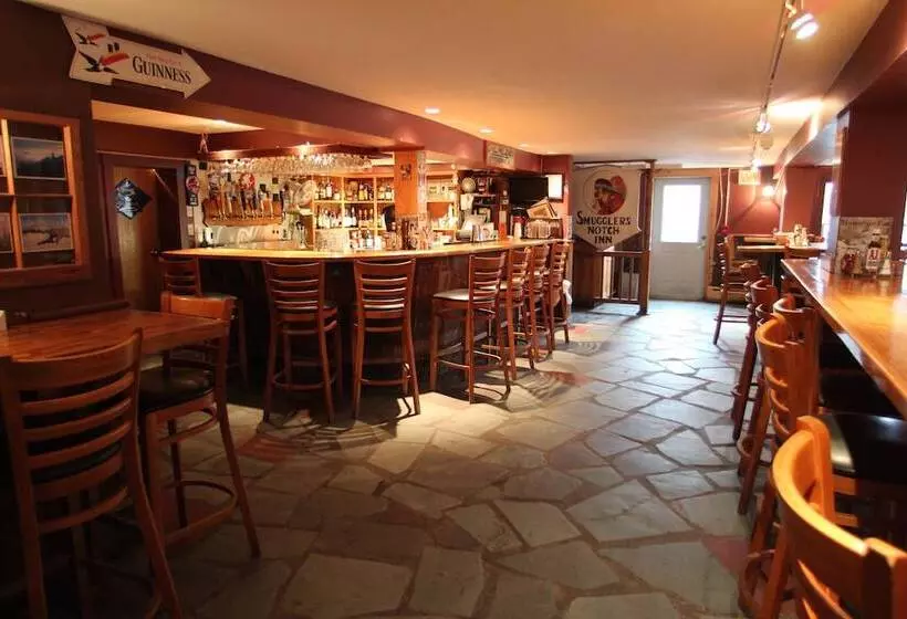 Smugglers Notch Inn