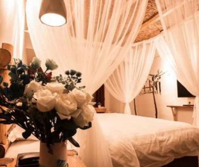 Zhangjiajie Interval Time Travel Inn