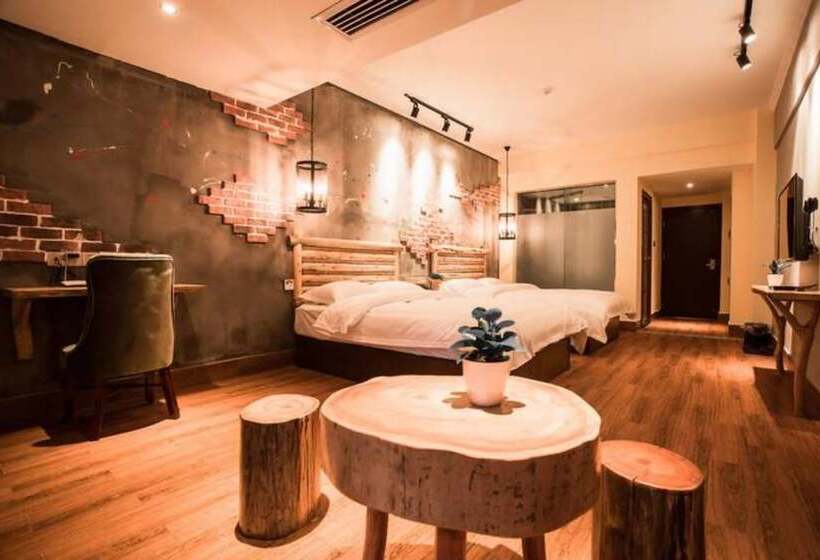 Zhangjiajie Interval Time Travel Inn