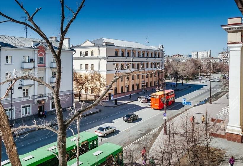 הוסטל England Hotel Tyumen Centre