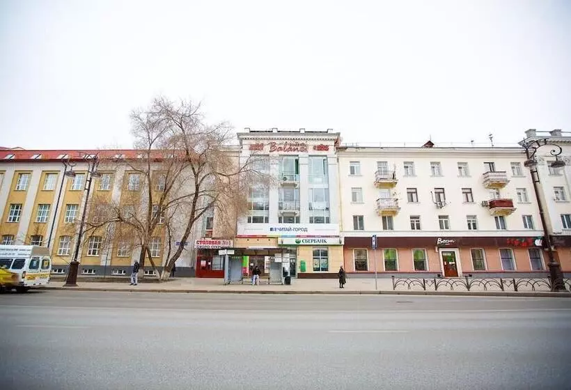 ユースホステル England Hotel Tyumen Centre