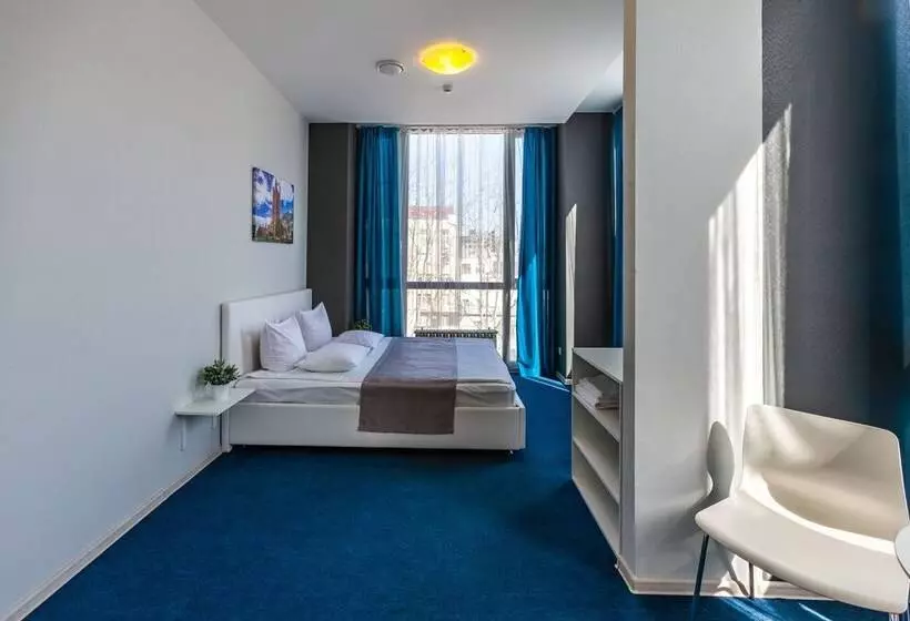 ユースホステル England Hotel Tyumen Centre