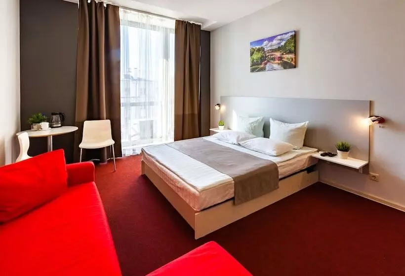 ユースホステル England Hotel Tyumen Centre