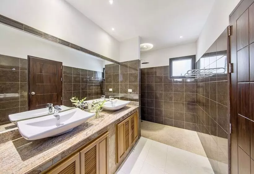Ban Nai Fan   4 Bed Pool Villa With Seaview In Choengmon