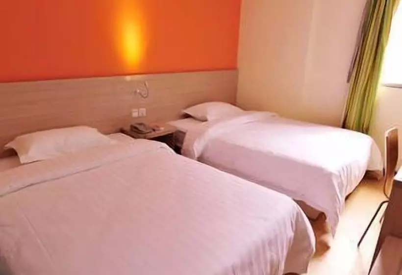 Hotelli 7days Inn Guiyang Nanlujia Intersection