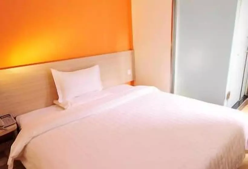 Hotelli 7days Inn Guiyang Nanlujia Intersection