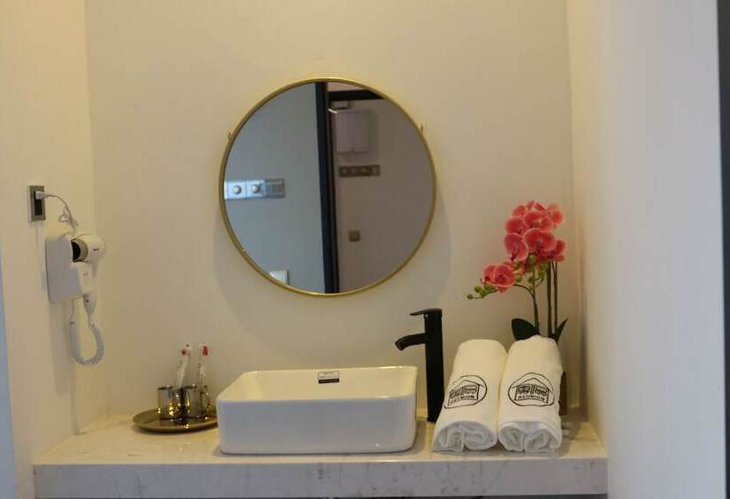 فندق Reunion Residence