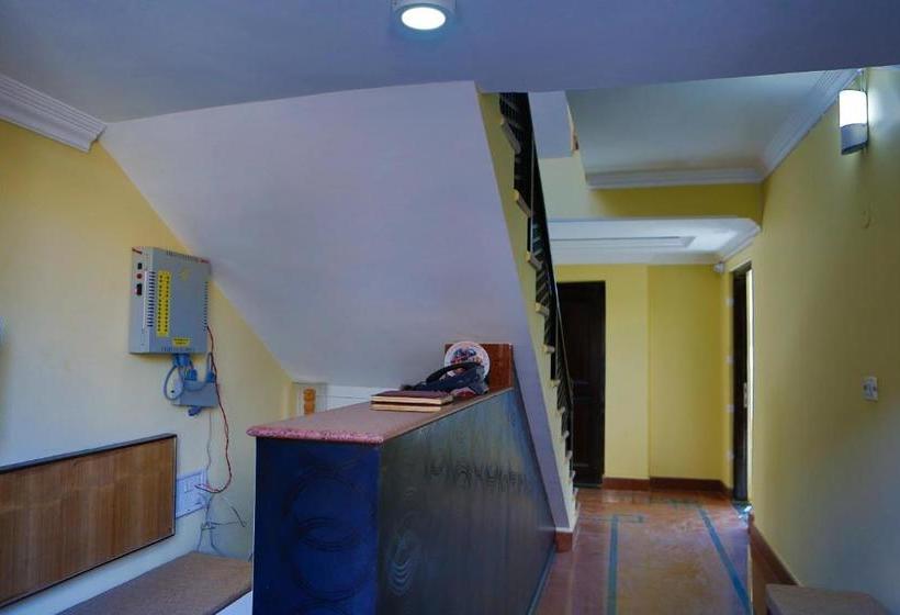 هتل Royal Hill By Oyo Rooms