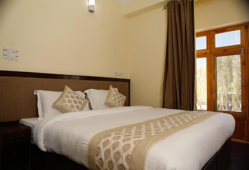 هتل Royal Hill By Oyo Rooms