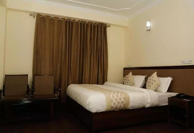 ホテル Royal Hill By Oyo Rooms