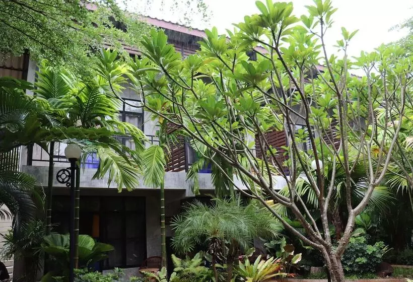 Hotelli The Picturebook Guesthouse