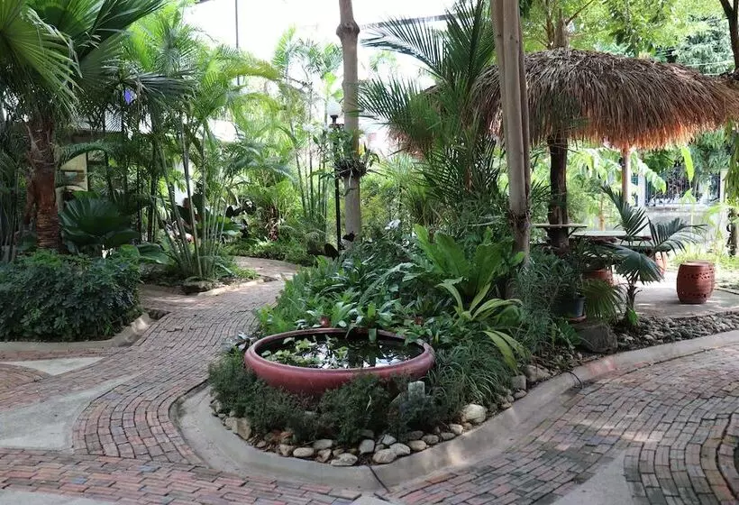 Hotelli The Picturebook Guesthouse