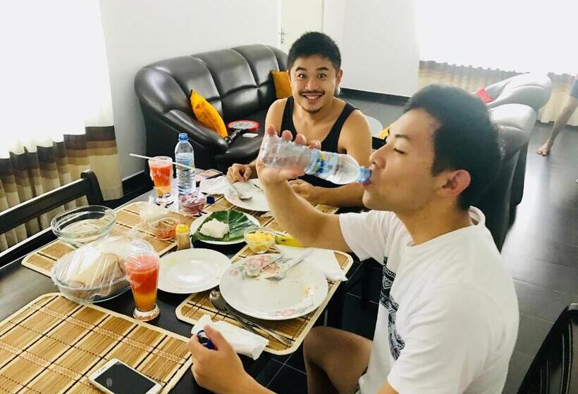 ホテル White Villa Airport Transit