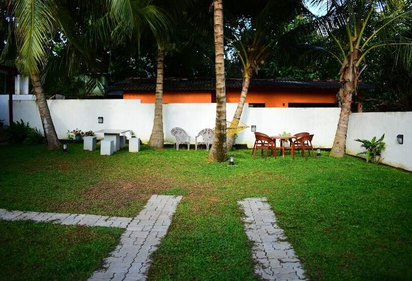 ホテル White Villa Airport Transit