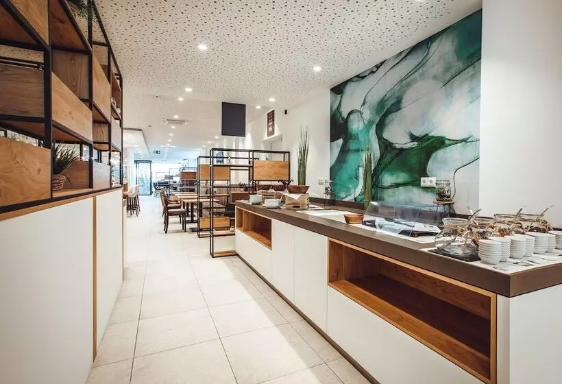 Hotelli Wyndham Garden Munich Messe