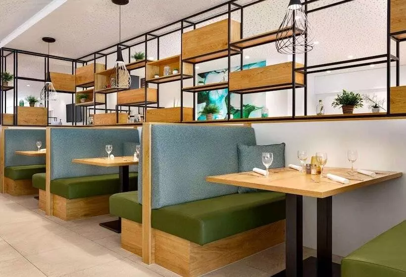 Hotelli Wyndham Garden Munich Messe