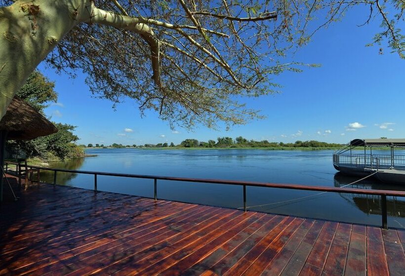 هتل Zambezi Mubala Camp