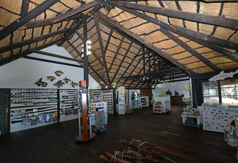 هتل Zambezi Mubala Camp