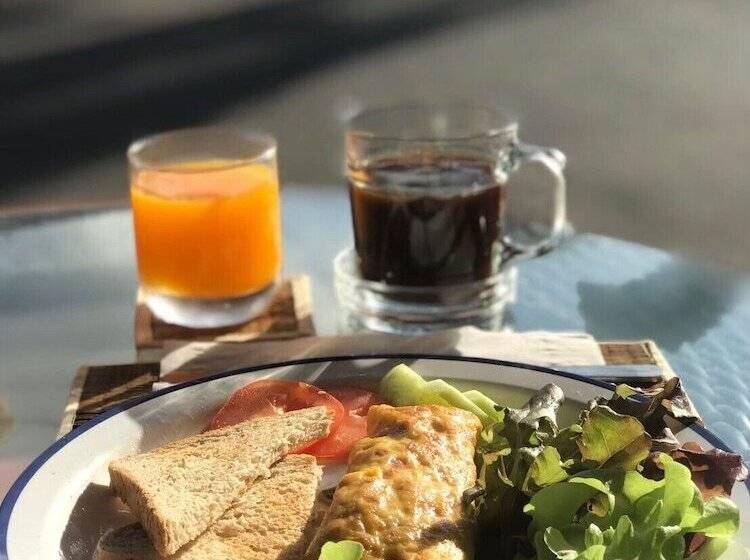 膳宿费 C.samui Guesthouse