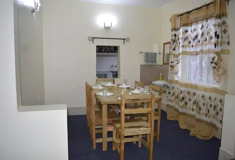 پانسیون Swahili Home Stay