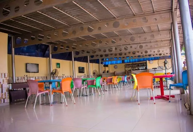 پانسیون Taverna Guest House