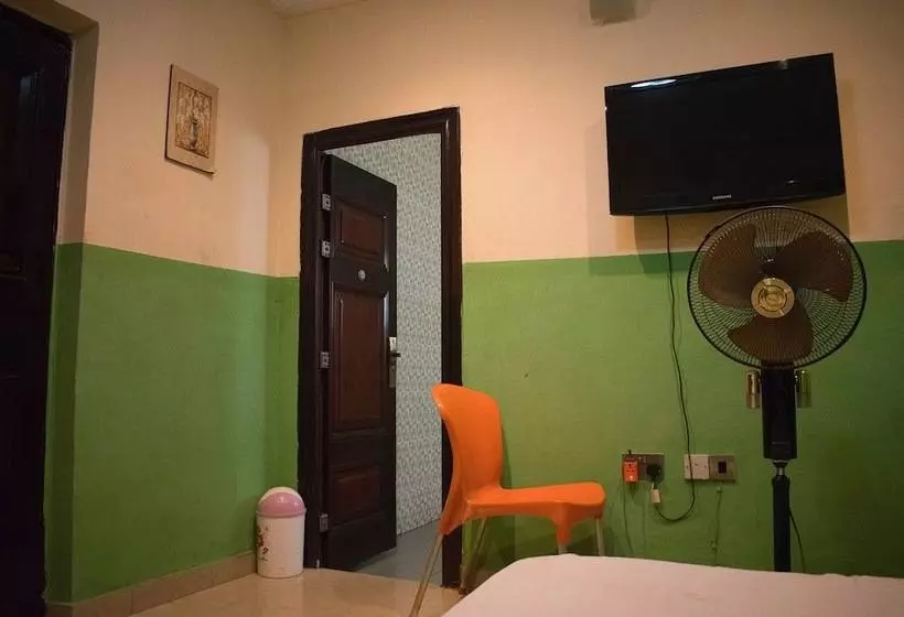 پانسیون Taverna Guest House