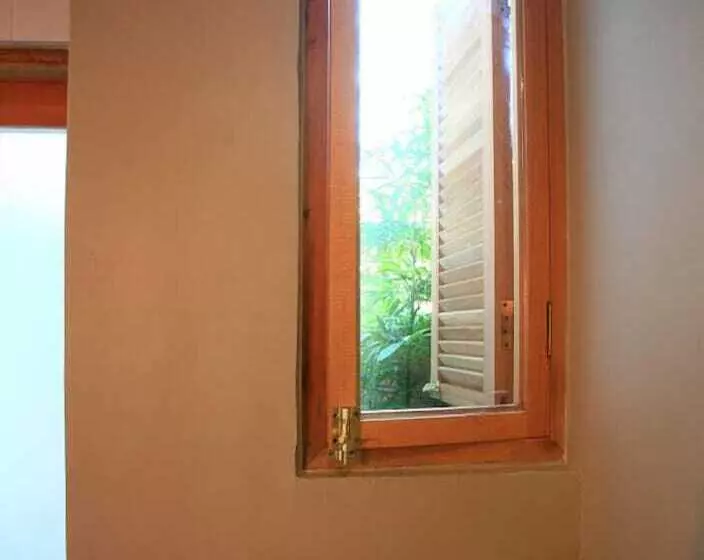 تختخواب و صبحانه Antsu