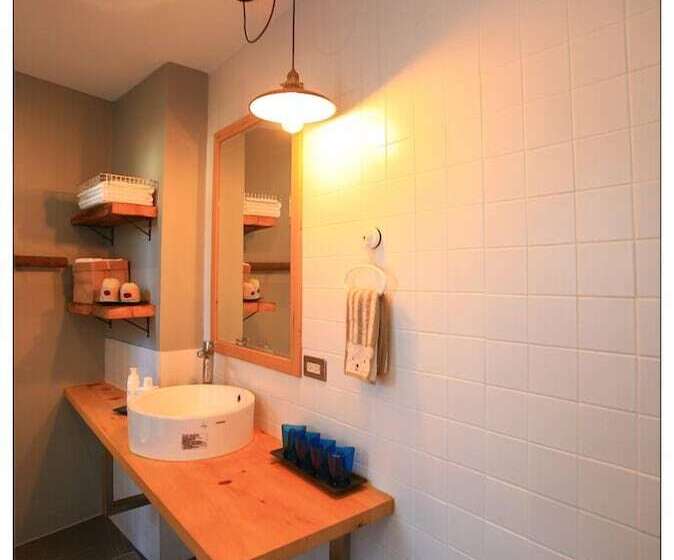 تختخواب و صبحانه Antsu