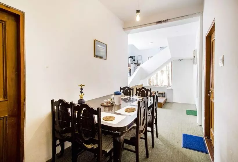 Fabhotel Mm Cottage