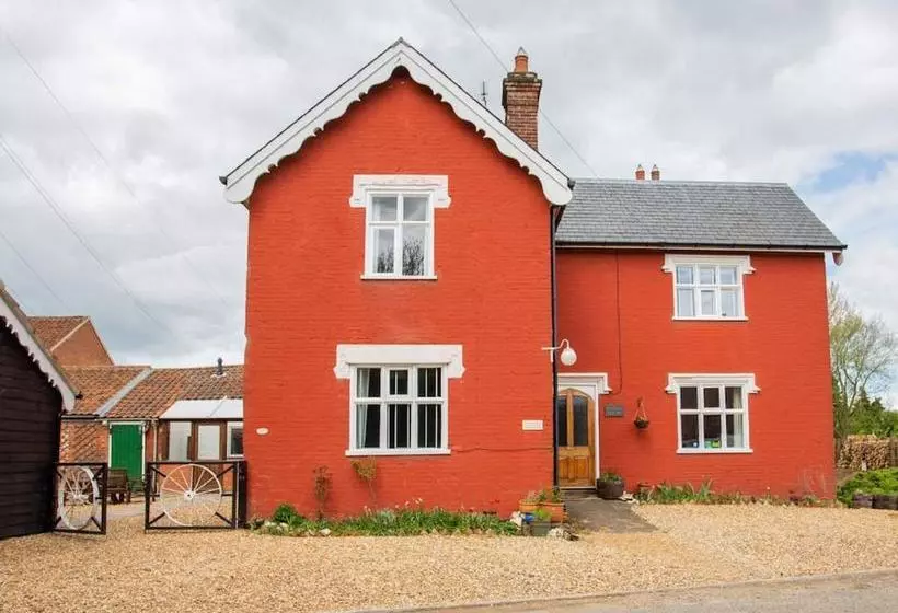 Forge House Yaxham Bed & Breakfast