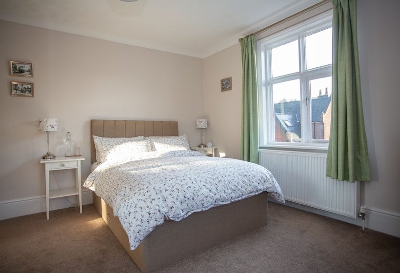 Forge House Yaxham Bed & Breakfast