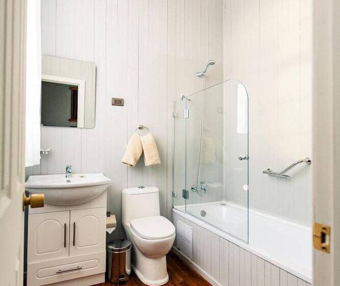 مسافرخانه Estancia Caleta Josefina