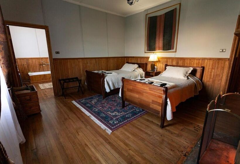 مسافرخانه Estancia Caleta Josefina